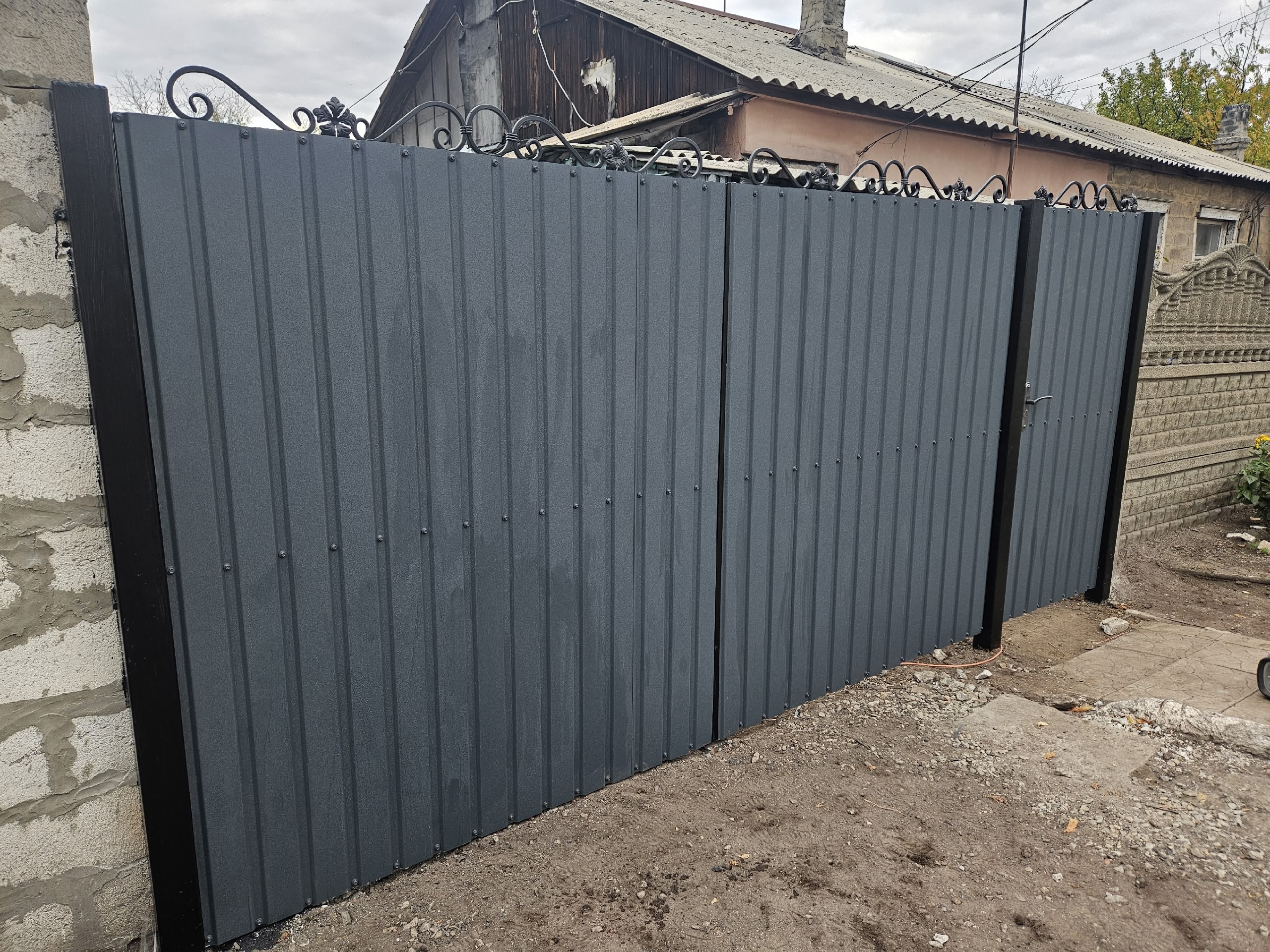 Установка ворот под ключ, Луганск